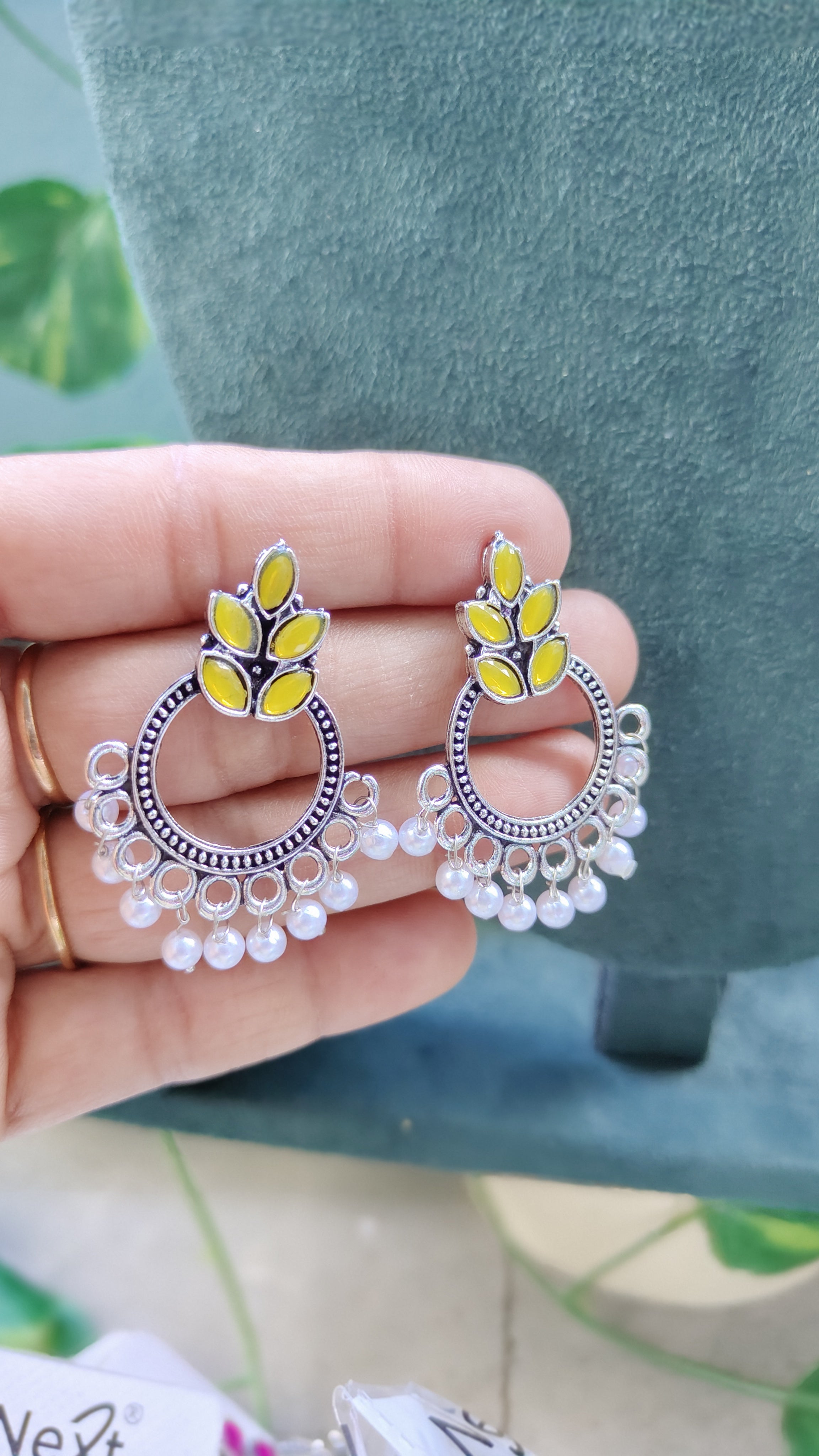 Earrings/Jumka