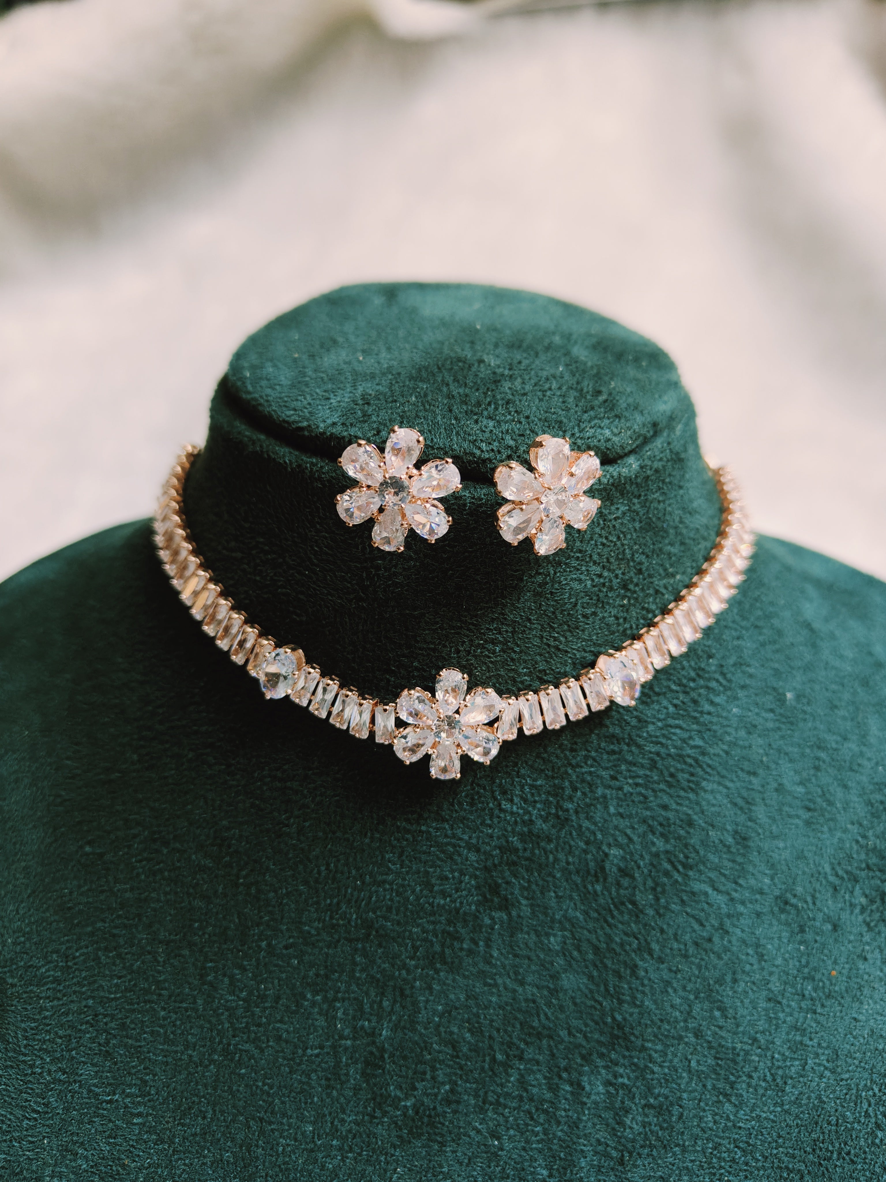 Rose gold Necklace