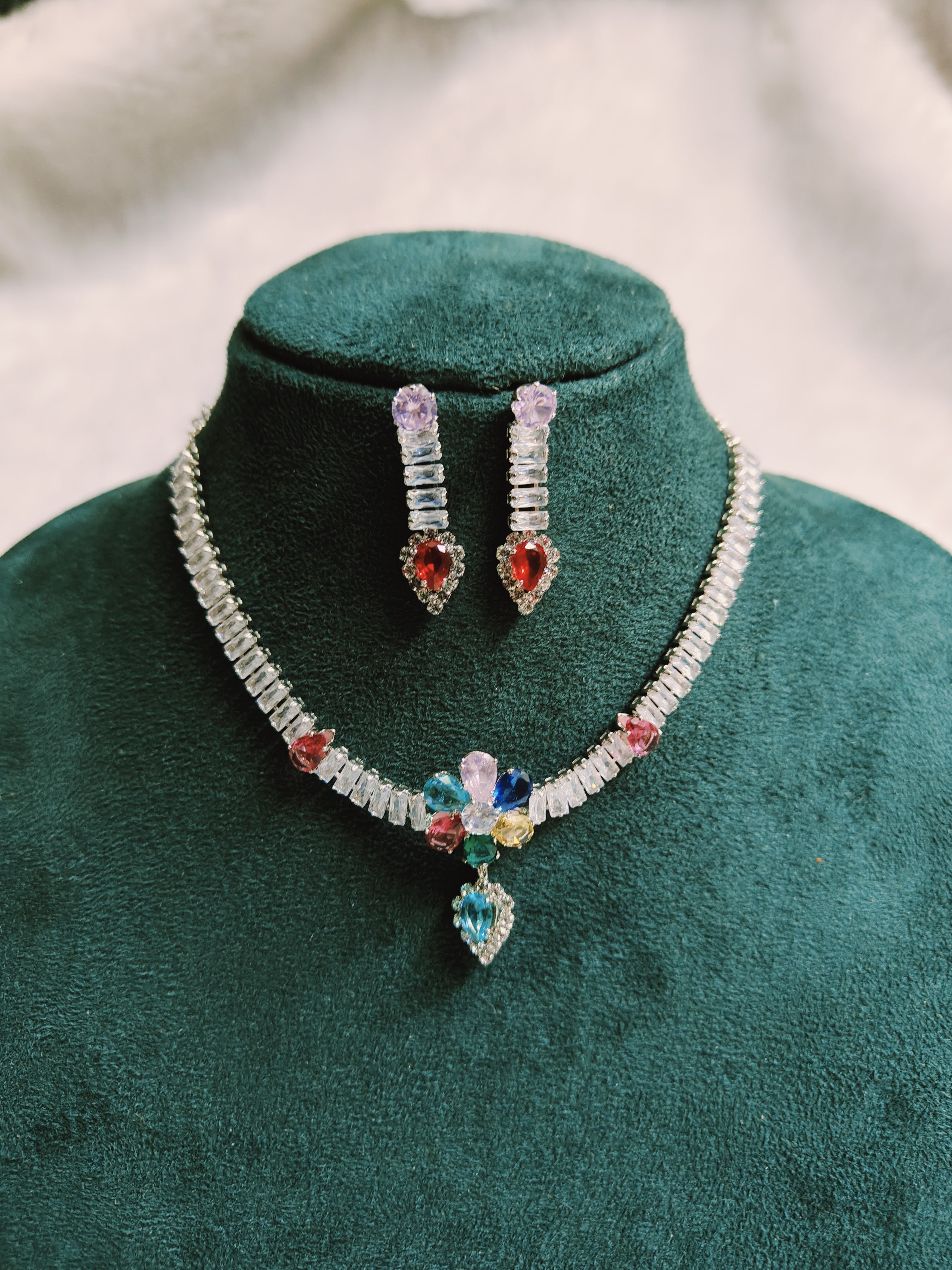 Silver Diamond Neck Piece